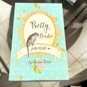 NWT eyeshadow pallet. Never swatched. Full array of colors